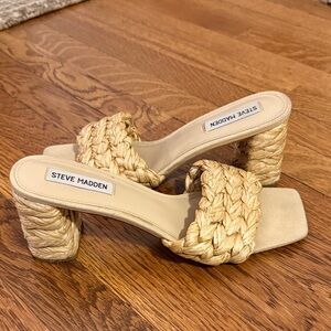 Steve Madden Women's Beige Woven Sandals